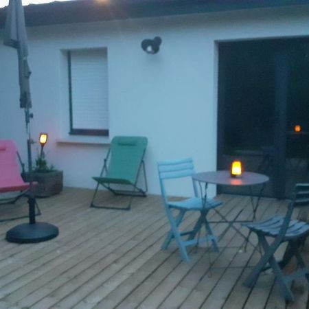 Petite Maison Ensoleillee A 10 Minutes Du Port De ヴァンヌ エクステリア 写真