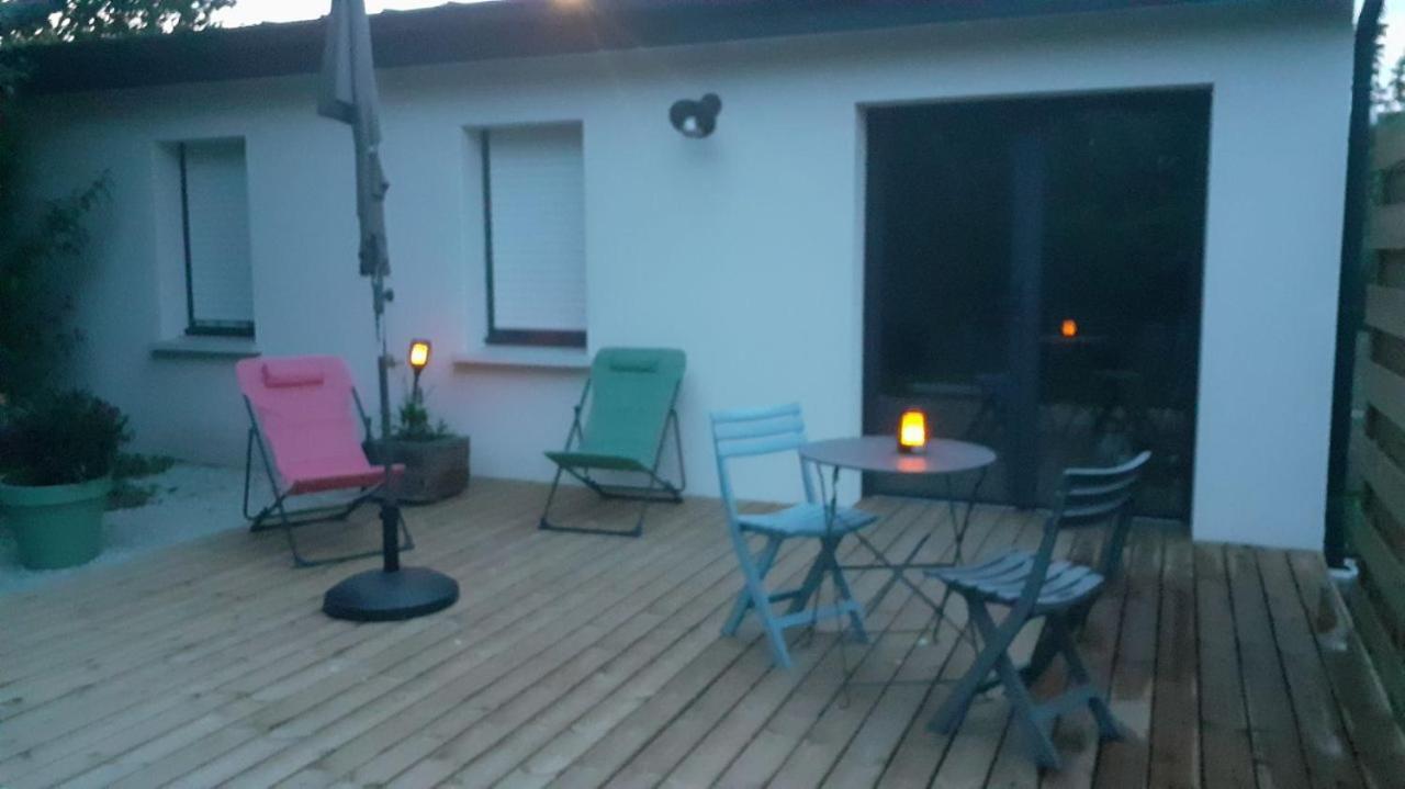 Petite Maison Ensoleillee A 10 Minutes Du Port De ヴァンヌ エクステリア 写真